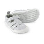 calzado verano infantil dibujo estampado original puntos topos color gris irta rocker ulises ss24