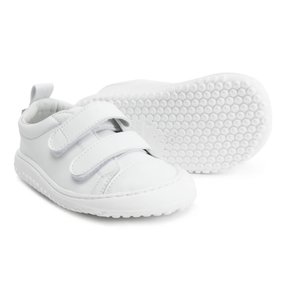 zapatilla deportiva minimalista infantil flexible velcros Moraira blanco SS22 02