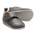 zapato primeros pasos saludable bebe garbi gris aw21 02